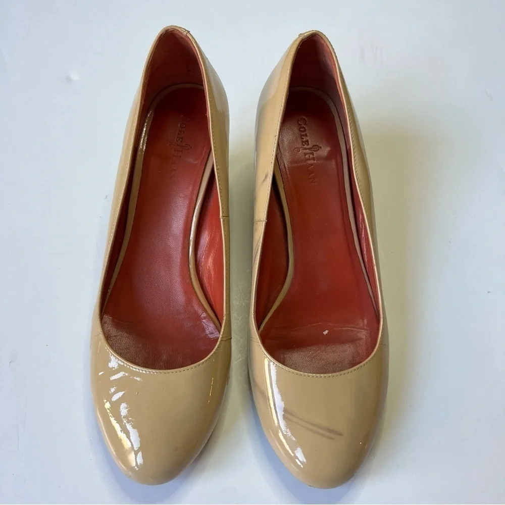 Cole Haan Nude Closed Toe Wedge Heel Shoes 7.5